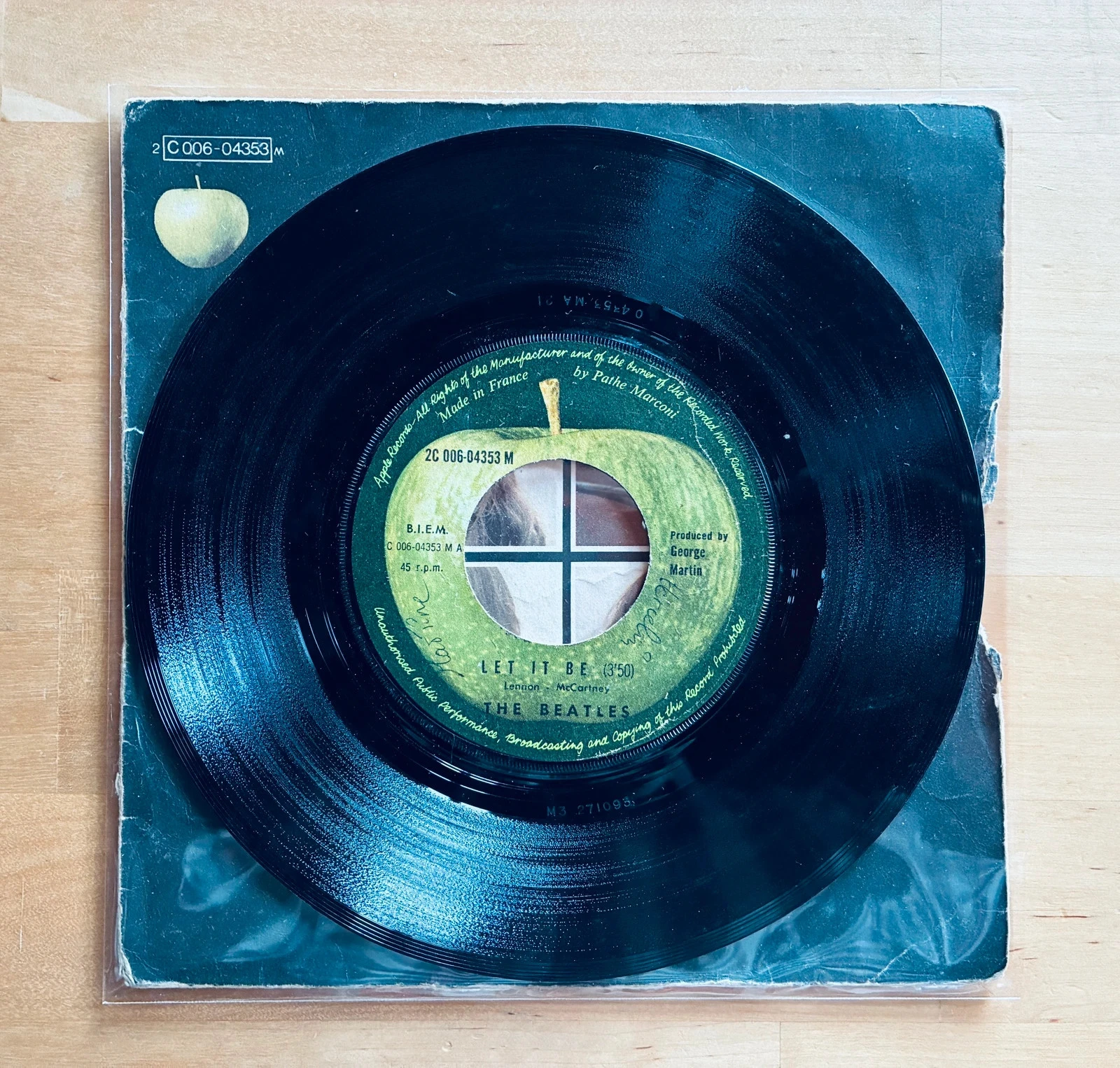 45T vinyl record The Beatles Let it be. – photo 2